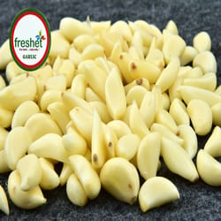 GARLIC PEELED 200 gms