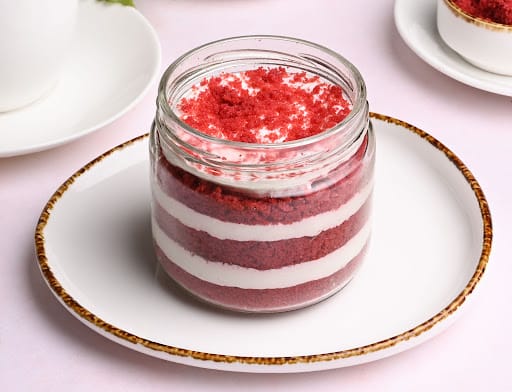 Easy Red Velvet Cake In A Jar - Simple Desserts – Snacks – Kids Parties –  Valentine Party Food