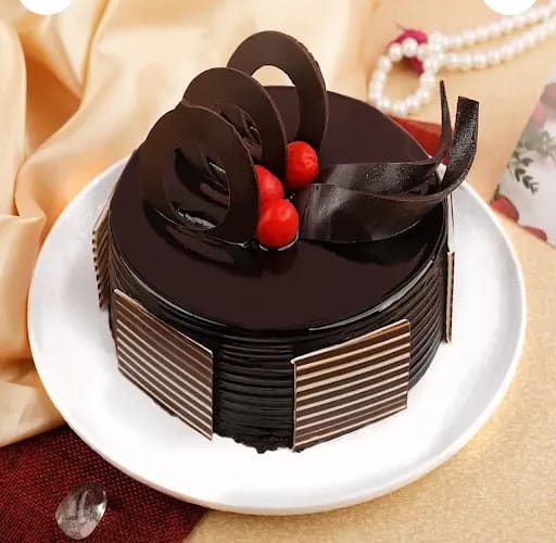 Buy Cake Box With Handle 8X5X3.5 in Bengaluru | Pirsq.com - Bengaluru