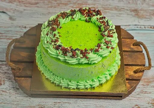 Eggless Paan Cake: A Delicious Recipe and Top 5 Decoration Ideas