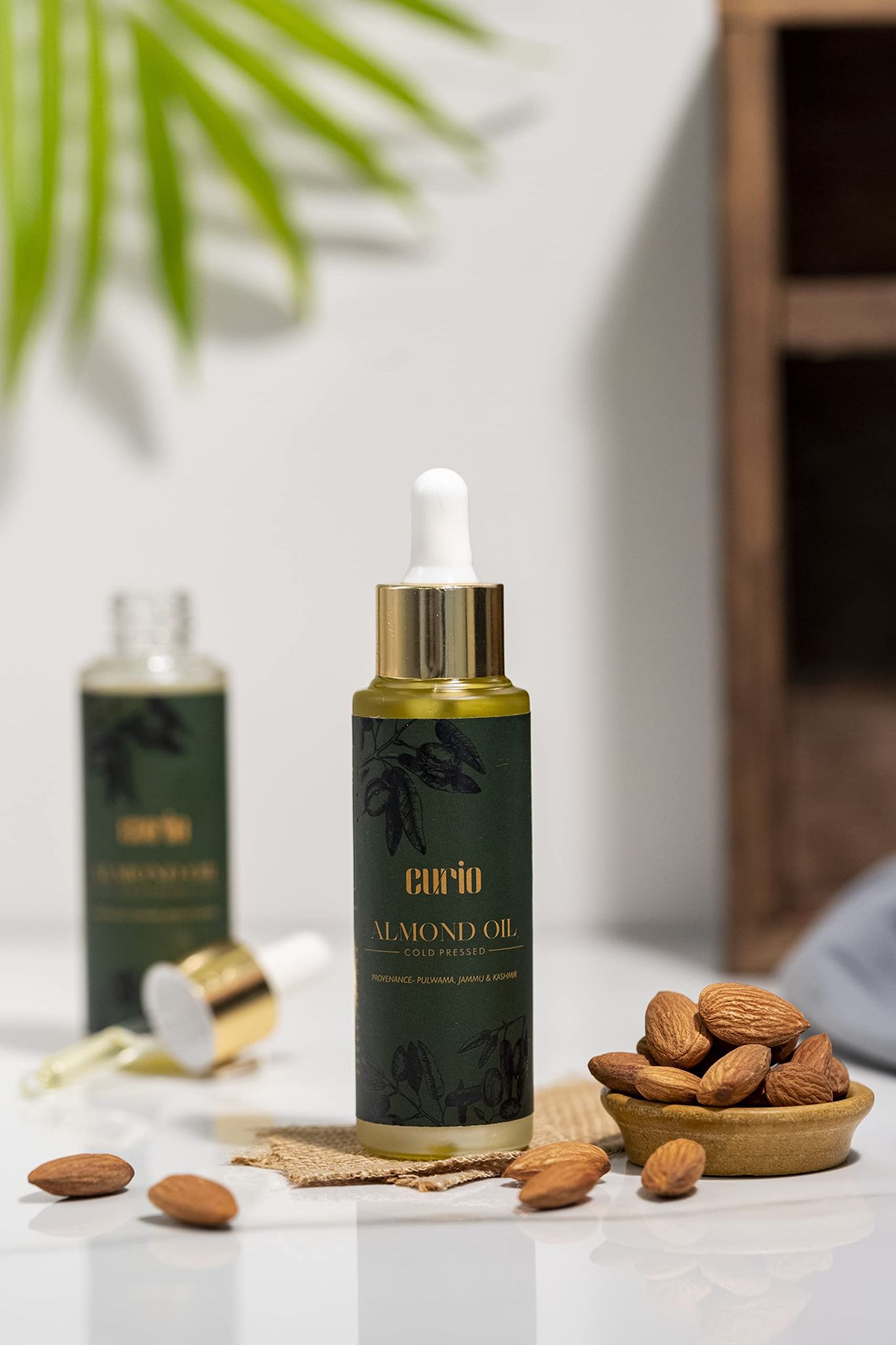 Curio Cold Wood Pressed Sweet Almond Oil | Kashmir Sweet Almonds | Himalayan Almonds | Badaam ka Tail | Provenance- Tral,Pulwama Jammu & Kashmir (50 ml)