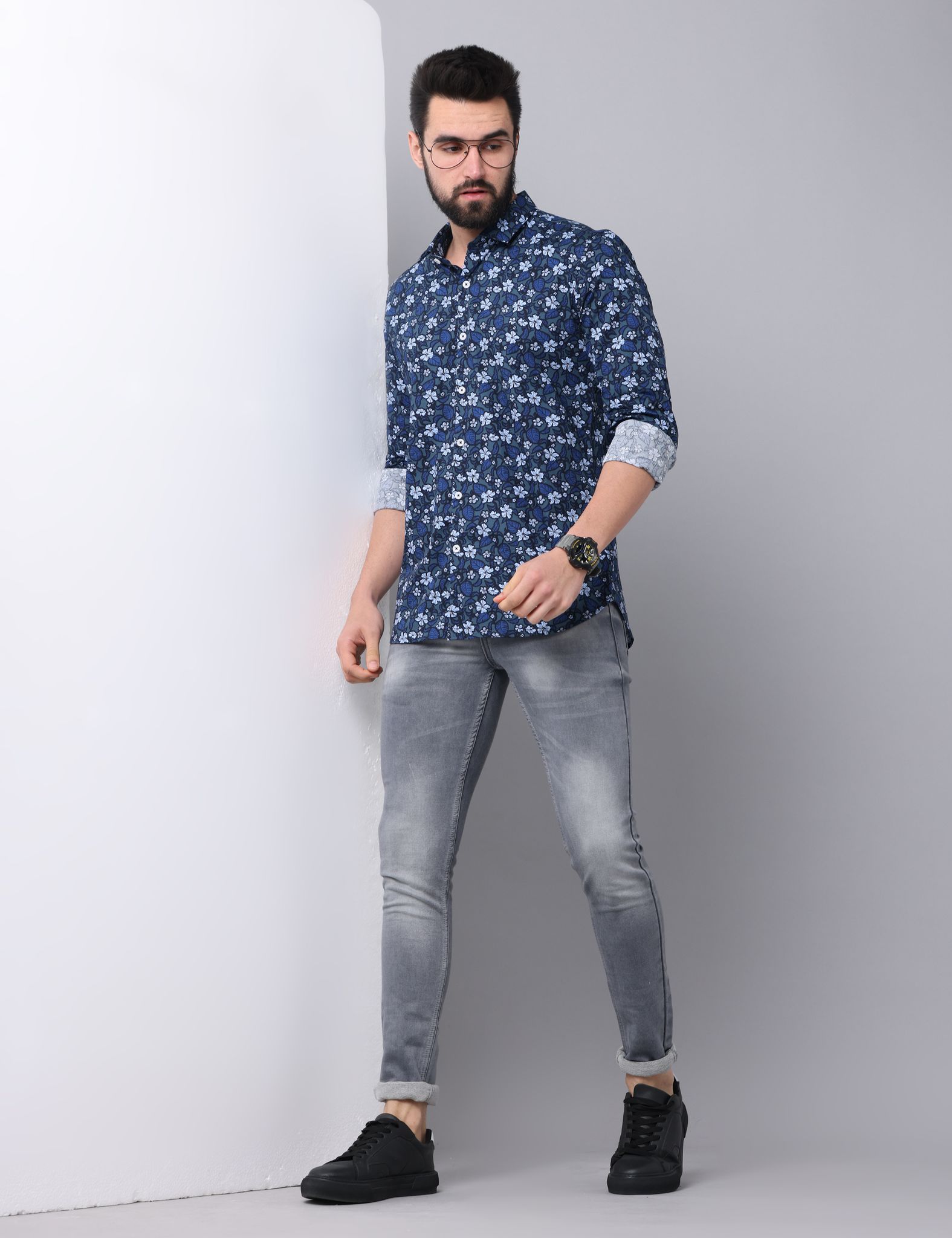 GOLD BOAT Men's  Blue Florel Print Shirt