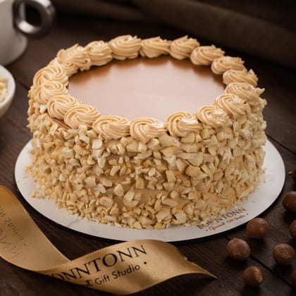 Caramel Crunch Cake - KHI ONLY – Lals - Chocolate and Gifting Brand in  Pakistan