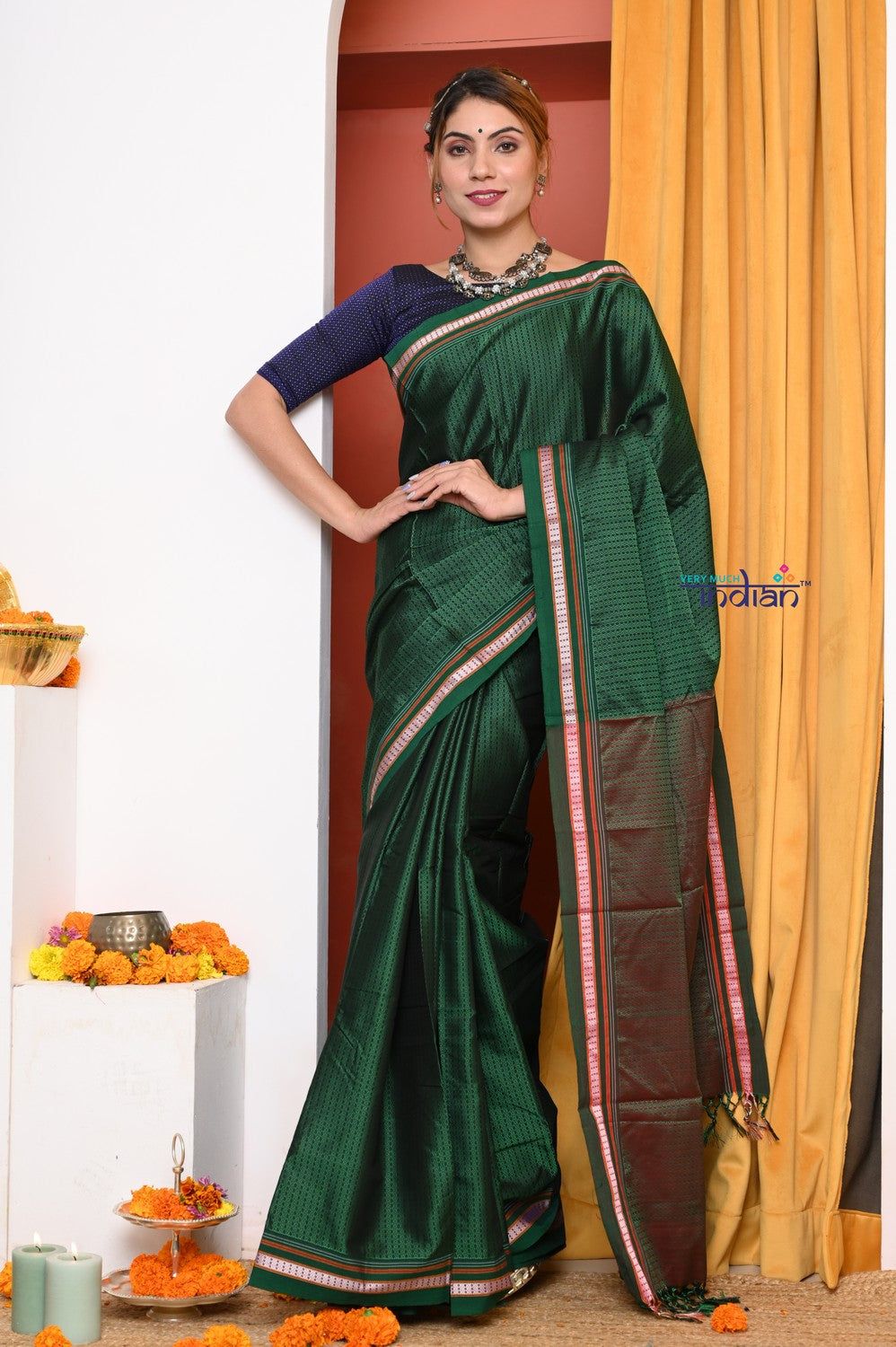 HANDWOVEN! Traditional Khun Cotton Silk Authentic Saree, Dark Green With Red Border