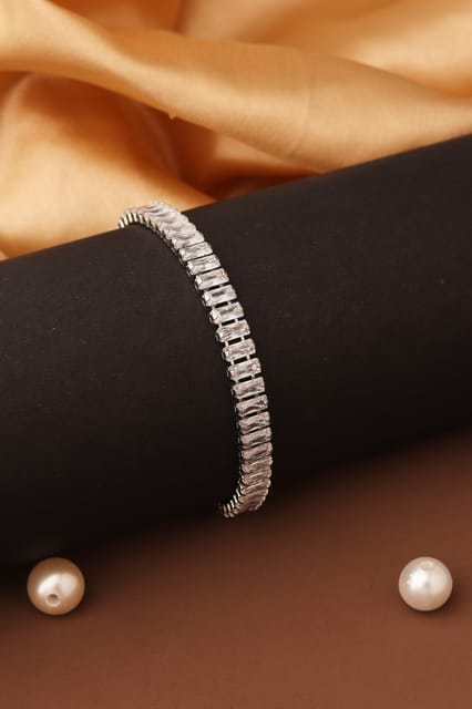 Buy JEWELZ Womens Silver Bracelet For Girls And Women | Shoppers Stop