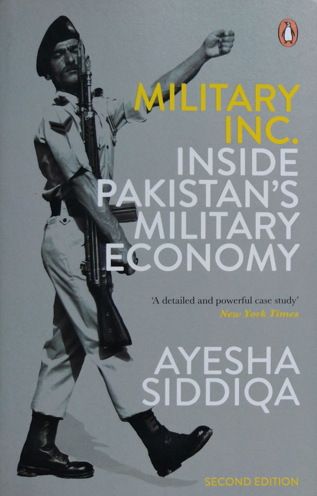 Military INC Inside Pakistan Military Economy (English)