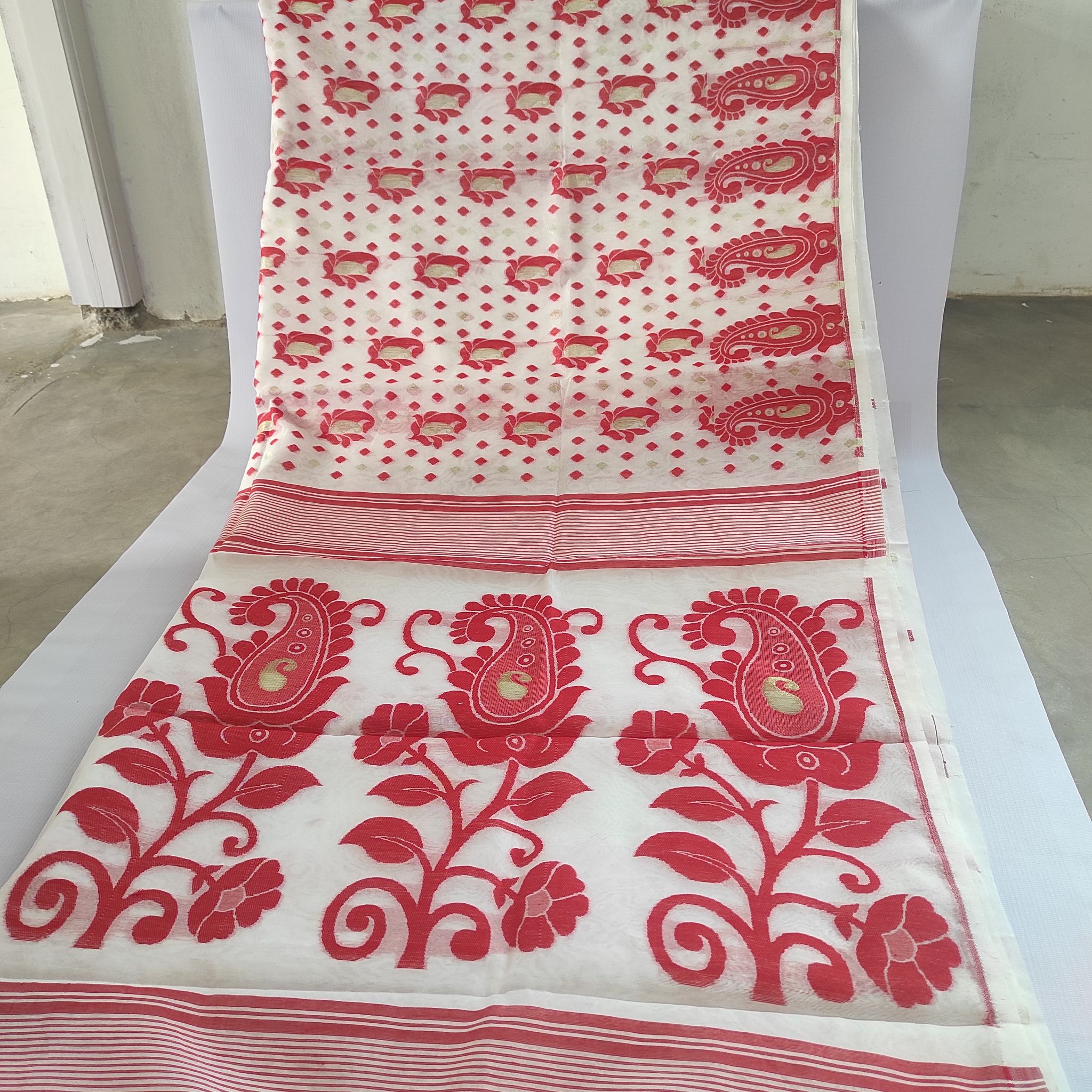 DHAKAI JAMDANI SAREE FOR WOMEN (COTTON SILK)