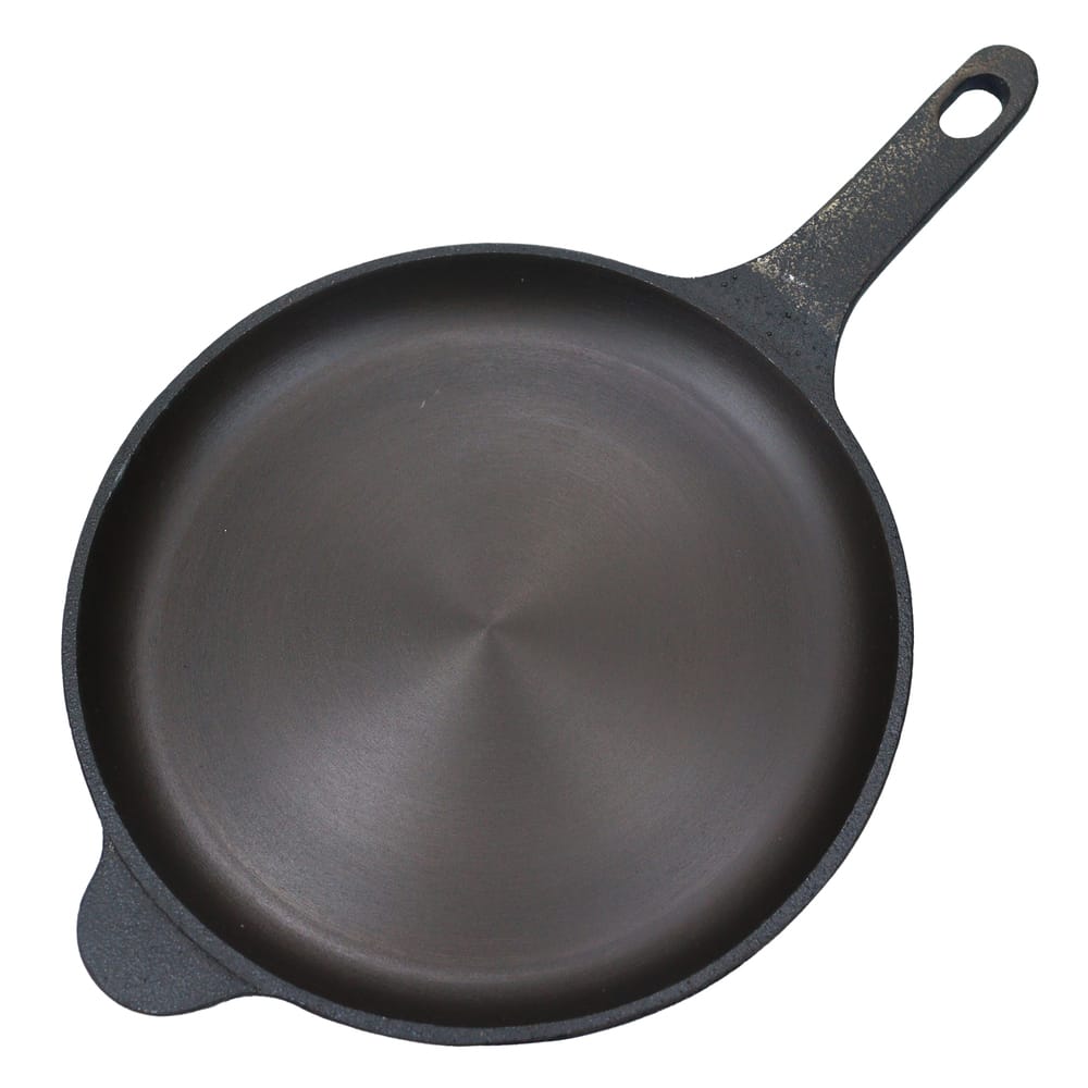 Platt CasIRON Super Smooth Pre-Seasoned Cast Iron Shallow Skillet/Fry Pan/Omlette Pan 9.5 inch (24cm) with Long Sturdy Cast Iron Handle, Brown.5L, LPG & Induction Friendly