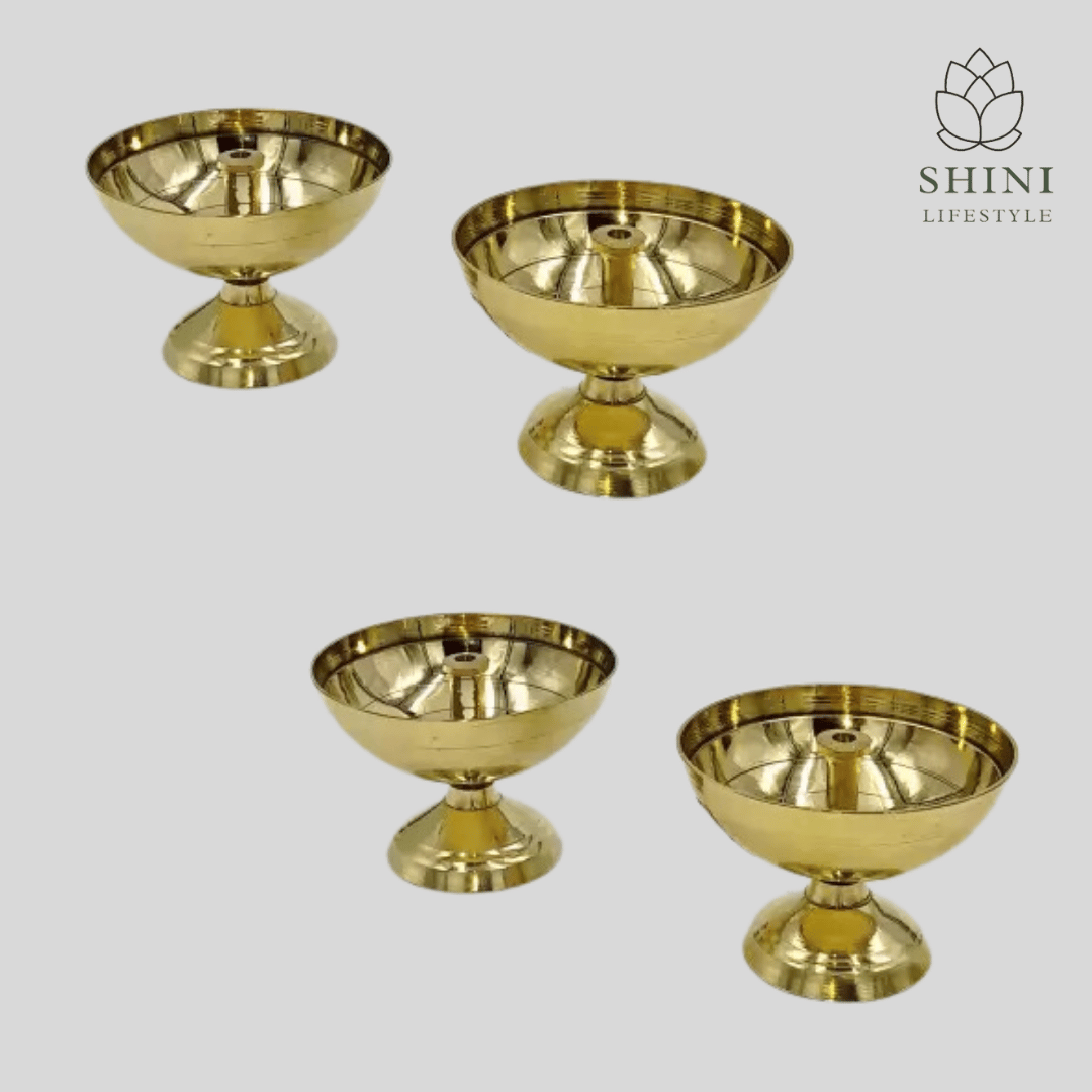 SHINI LIFESTYLE Brass Diya for Diwali Pooja/Puja Deepak, Akhand Diya(4pc)