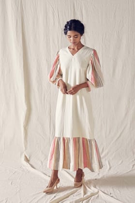 Maxi Trapeze Dress In Off White Cotton Khadi Mulmul