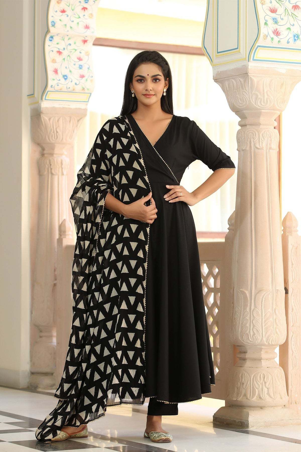 Vastranikhar kurta palazzo set