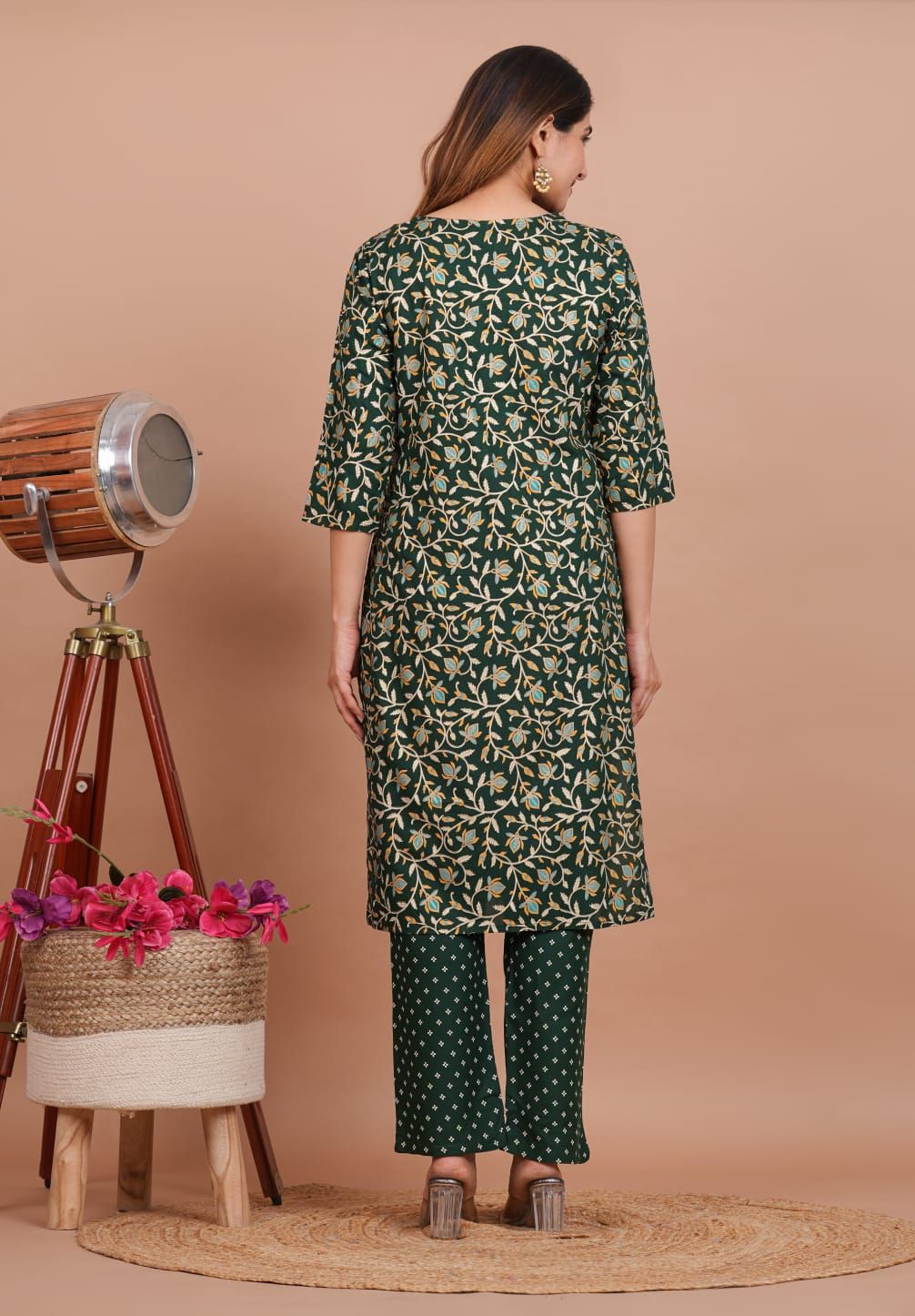 Women Floral Print Cotton Rayon A-line Kurta (Green)