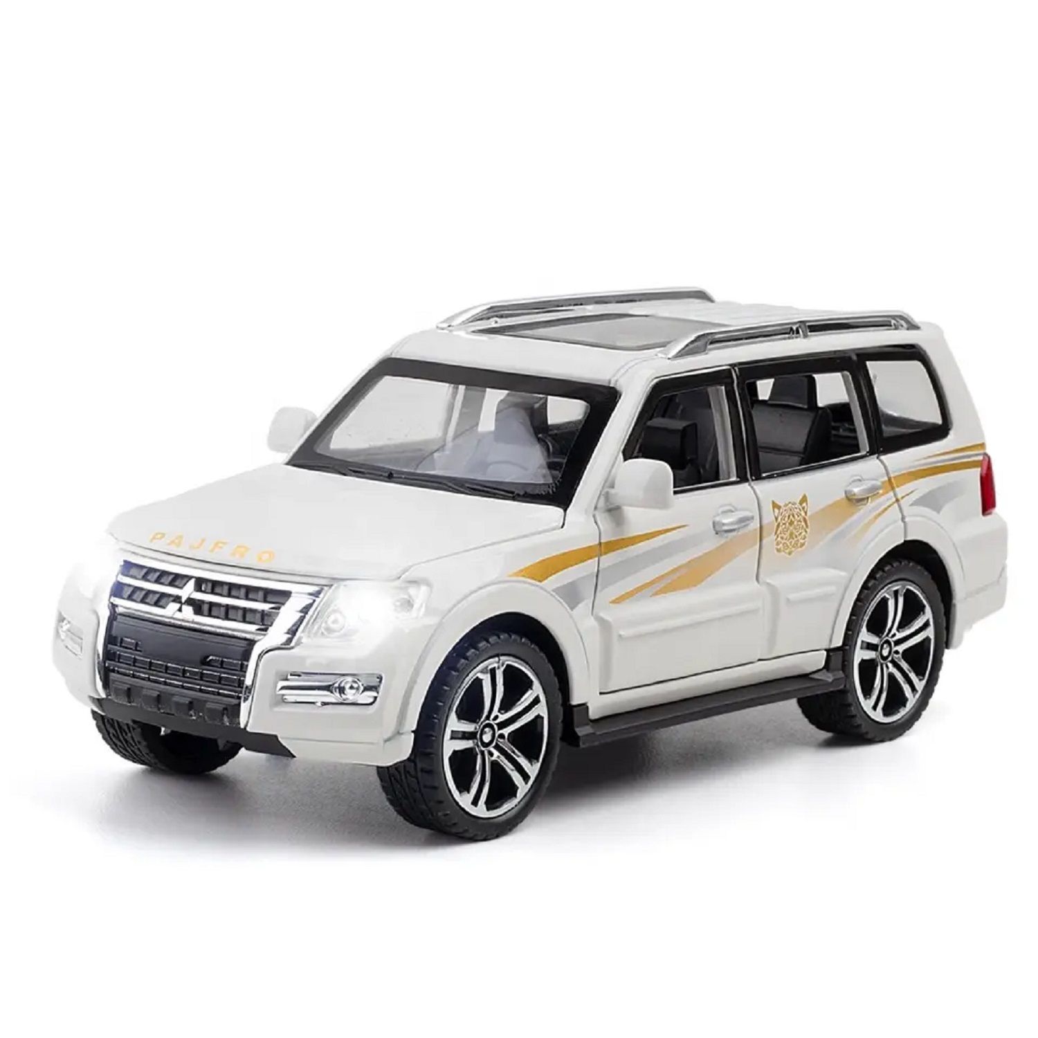 KTRS ENTERPRISE 1:32 for Mitsubishi Pajero SUV Alloy Model Diecasts Metal Car Simulation Sound Light Toy Decoration Gift Replica Cars