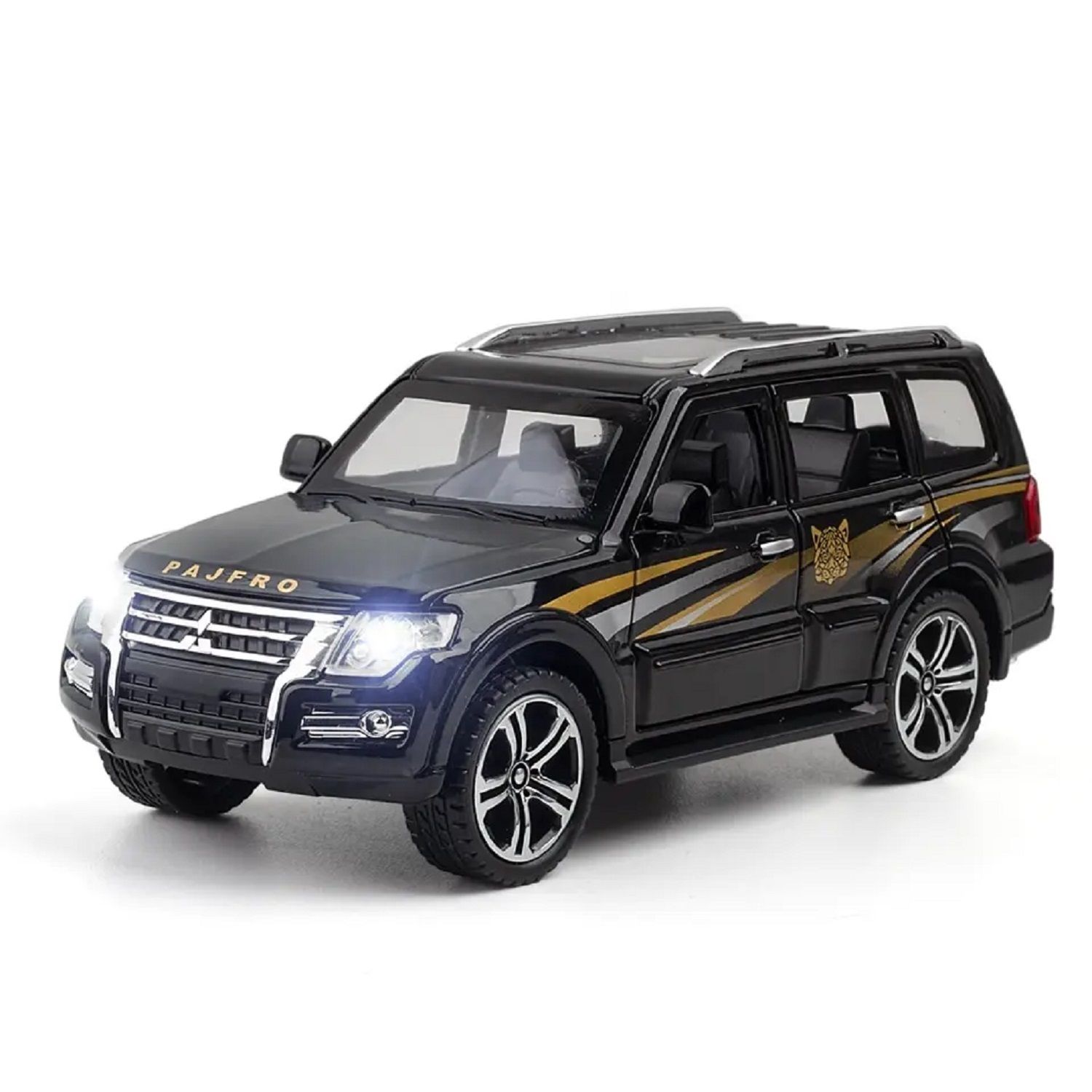 KTRS ENTERPRISE 1 32 for Mitsubishi Pajero SUV Alloy Model Diecasts Metal Car Simulation Sound Light