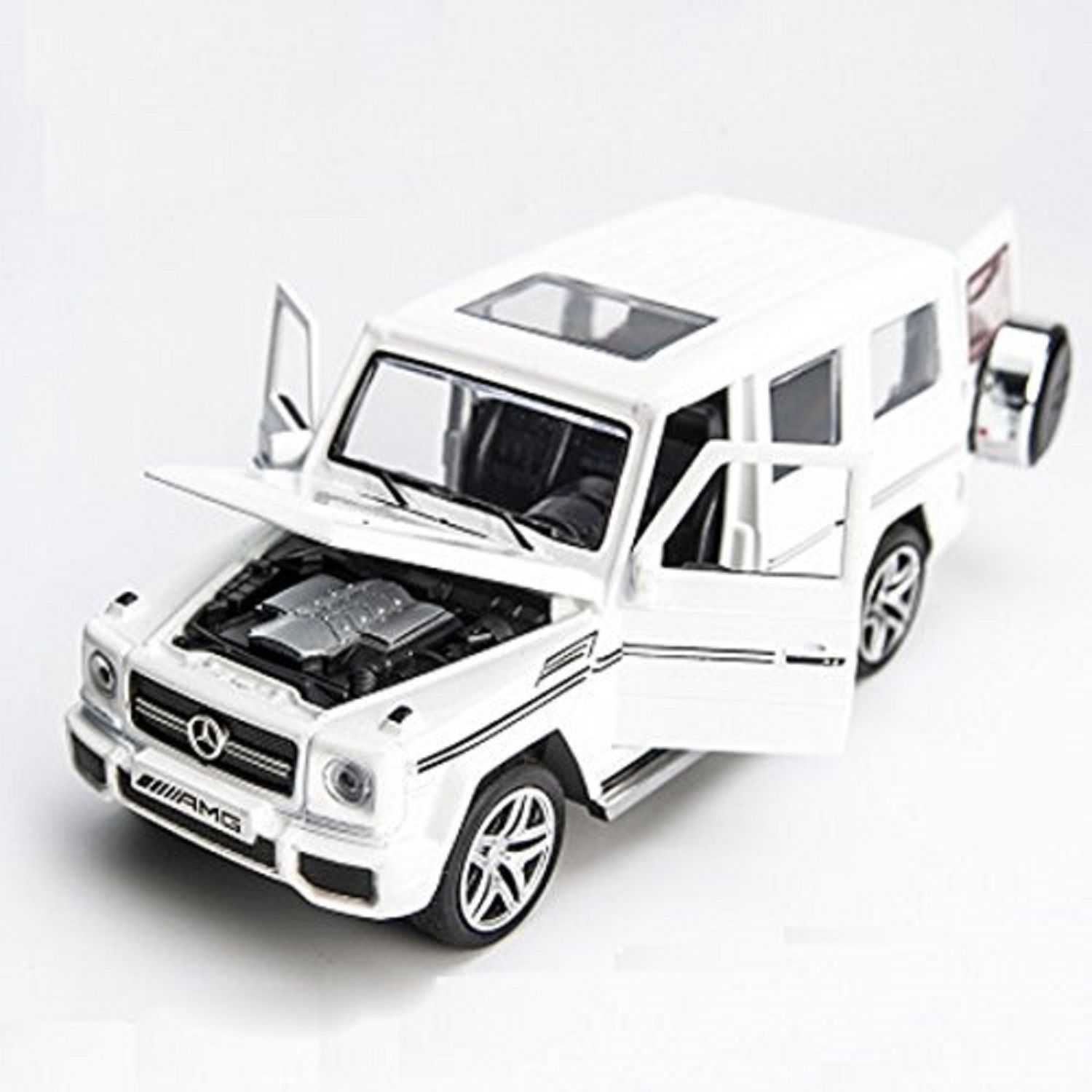 KTRS ENTERPRISE 1:32 Die-Cast Metal MERC-Benz AMG G65 4 Wheel Drive Metal Car Pull Back with 4 Openable Doors & Light, Music Best Toy Gift for Kids