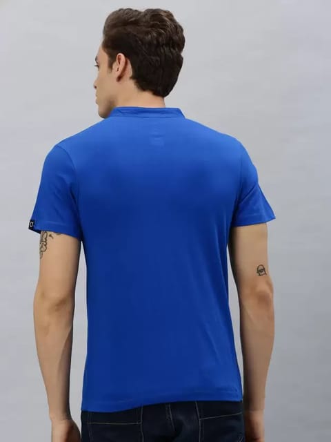 Men Solid Mandarin Collar Pure Cotton Blue T-Shirt