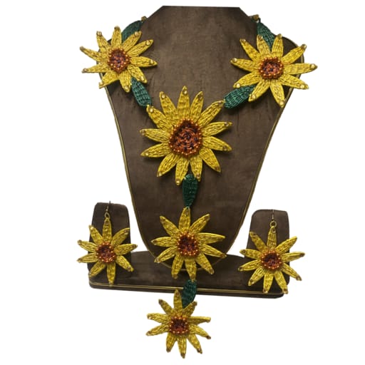 Yellow & Green Beaded Big Sunflower Necklace, Ukrainian Folk Bohemian Jewelry