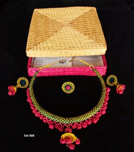 Handwoven Organic and Eco-friendly Handwoven Pink Necklace Set by I Crafts