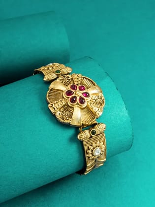 Gold Plated Antique Design Freesize Bracelet for Women