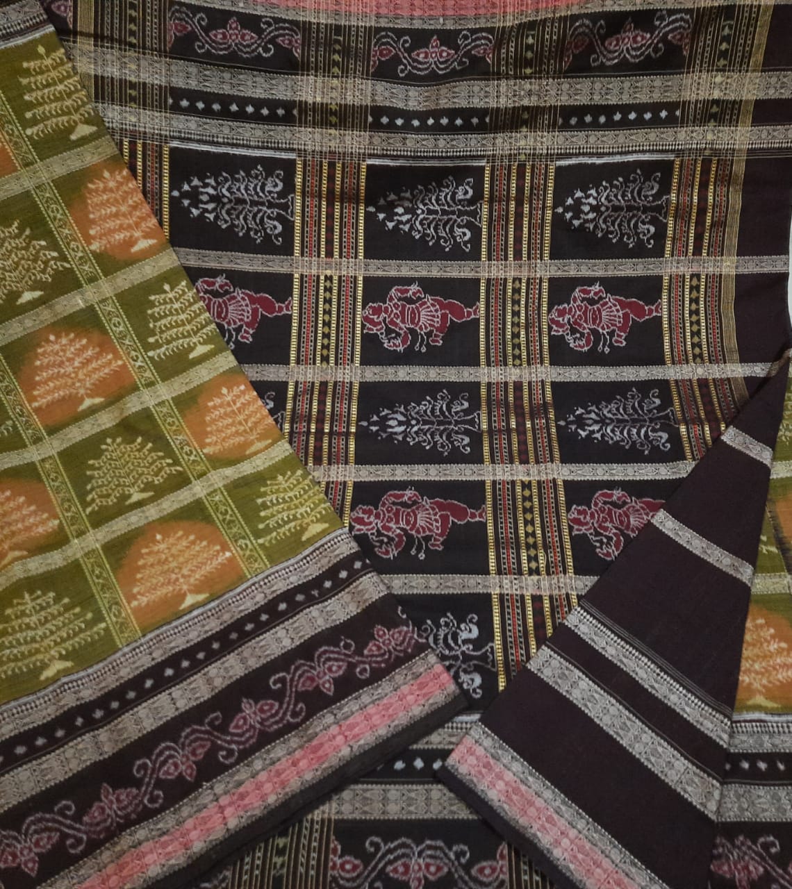 Sambalpuri Gachha Bandha Saree