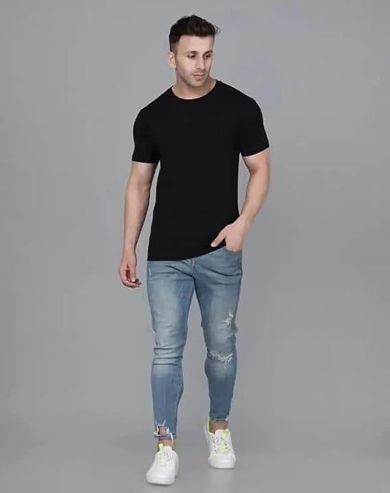 Men Solid Round Neck Pure Cotton Black T-Shirt