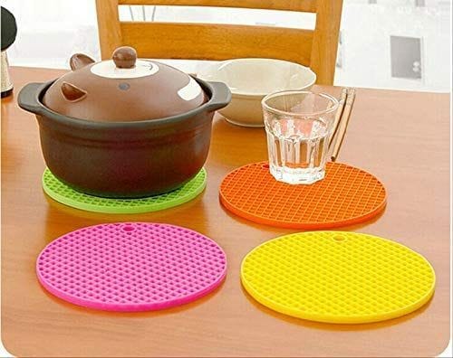 Sakoraware Trivet Mat Multipurpose Silicone Pot Holders,Anti Slip Hot Pads Silicone Heat Resistant Coasters, Cup Insulation Mat, Insulation Pad Potholders Random Pack of 4