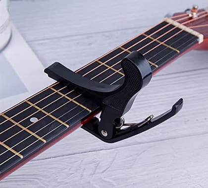 Mocking Bird Guitar Capo with 5 Picks, Quick Change Trigger Capo for 6-String Metal Alloy Guitar Capo, For Acoustic Guitar, Classical Guitars Electric and Ukulele