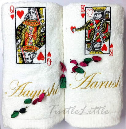 TurtleLittle, Cotton, King and Queen of Hearts Personalised Valentines Couple Bath Towels, 600 GSM (Set of 2, White)