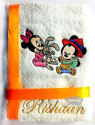 TurtleLittle, Cotton, Baby Mickey and Minnie Personalised Kids Bath Towel, 500 GSM (Set of 1, White)