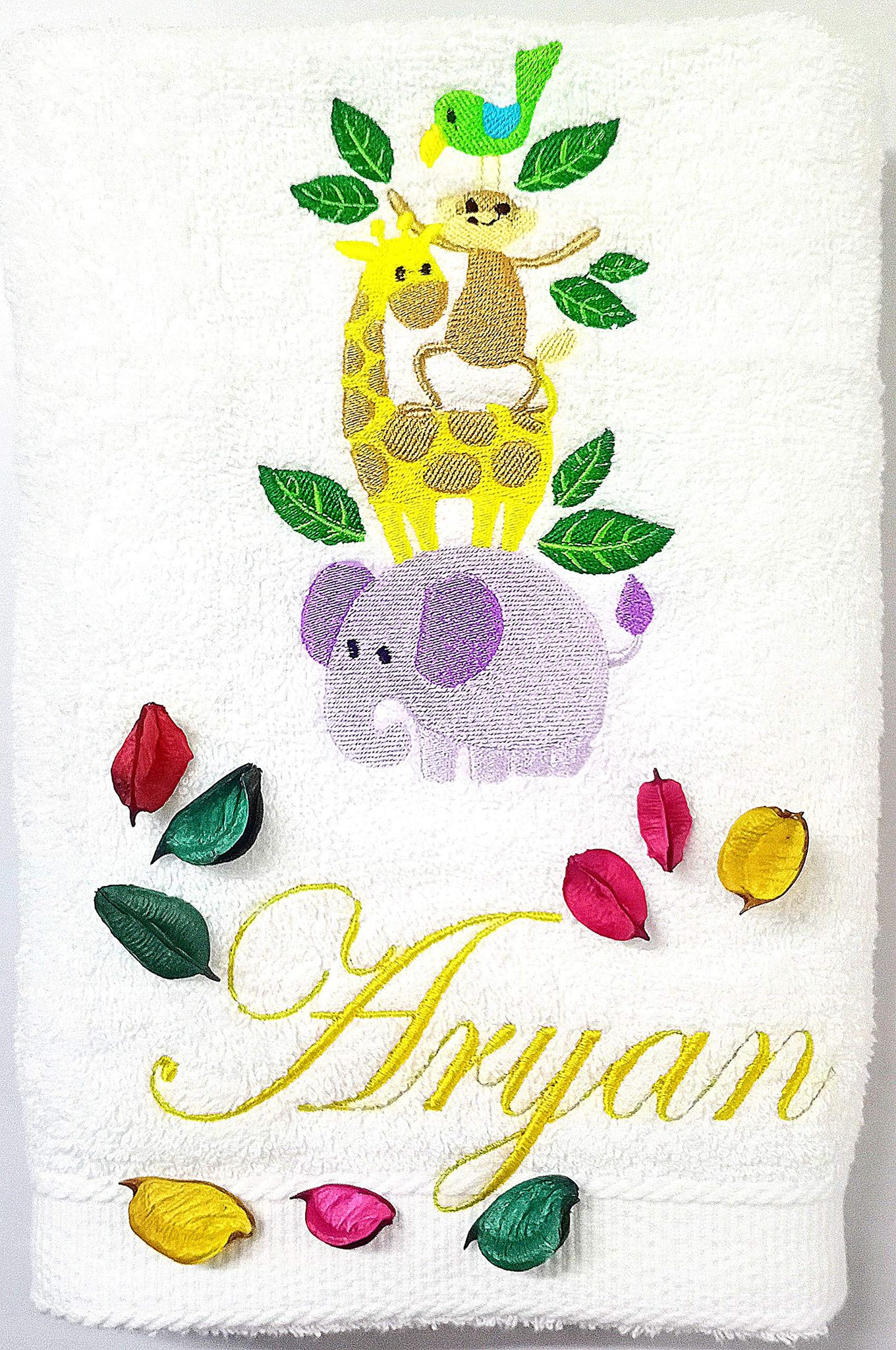 TurtleLittle, Cotton, Animals Personalised Kids Bath Towel, 500 GSM (Set of 1, White)