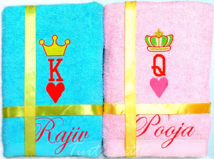 TurtleLittle, 100% Cotton, King and Queen of Hearts Personalised Valentines Couple Bath Towel Set, 600 GSM (Set of 2, Pink and Blue)