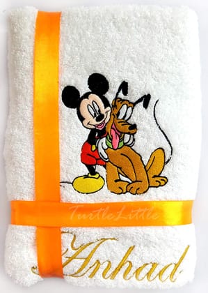 TurtleLittle, Cotton, Mickey & Pluto Personalised Kids Bath Towel, 500 GSM (Set of 1, White)