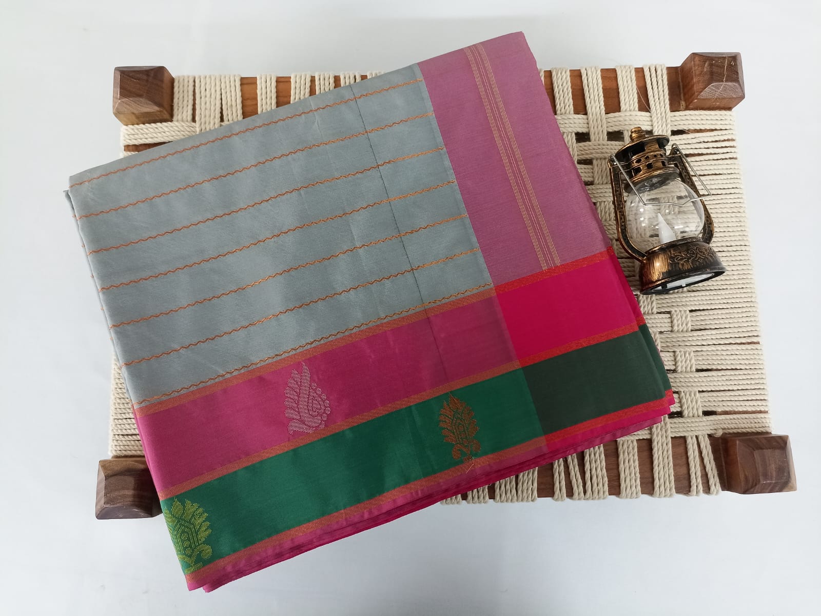 Noil silk Line Saree- Light grey color