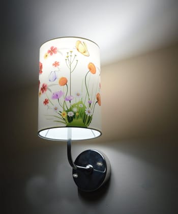 Light Angle Handmade Colorful Crafted Floral Scented Wall Lamp (White)