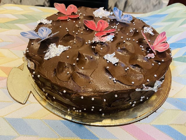 Rich Belgian Chocolate Truffle Cake – Karaikal Iyangars