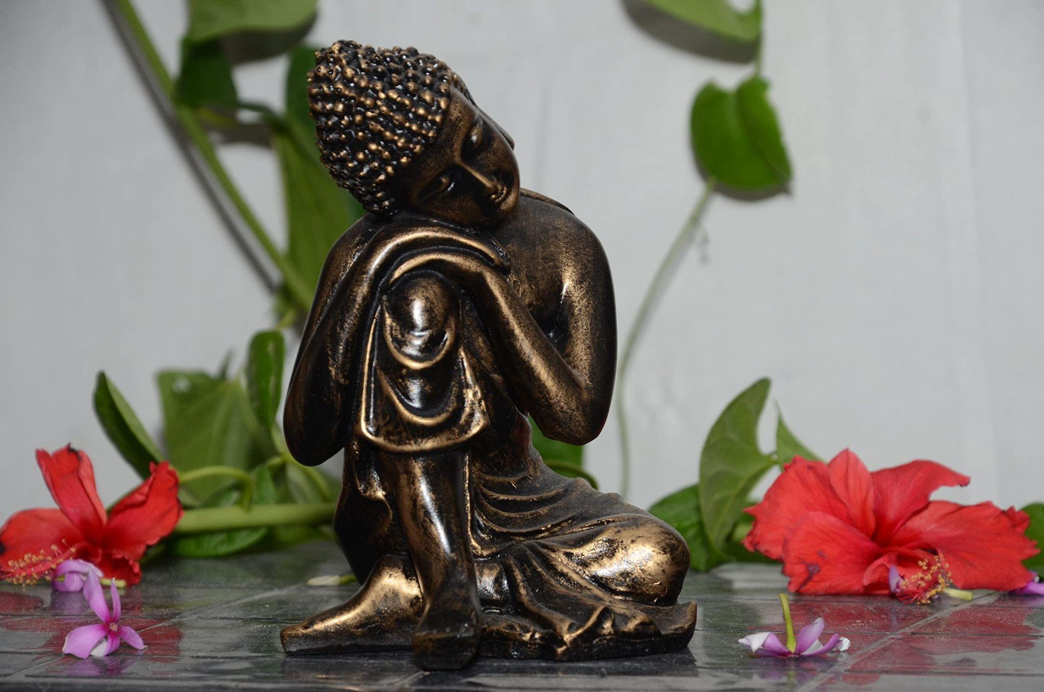 ONFLOW ONF20 Polyresin Buddha Statue for Home Office Decor Big Size Idols for Living Room Door Entrance Decoration Showpiece Items Figurine (Resin Buddha Idol, Black and Golden One Piece).