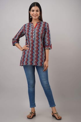 JAIPURETHNICWEAVESWomen's Cotton Cambric Block Print Straight Tunic (Blue & Red)