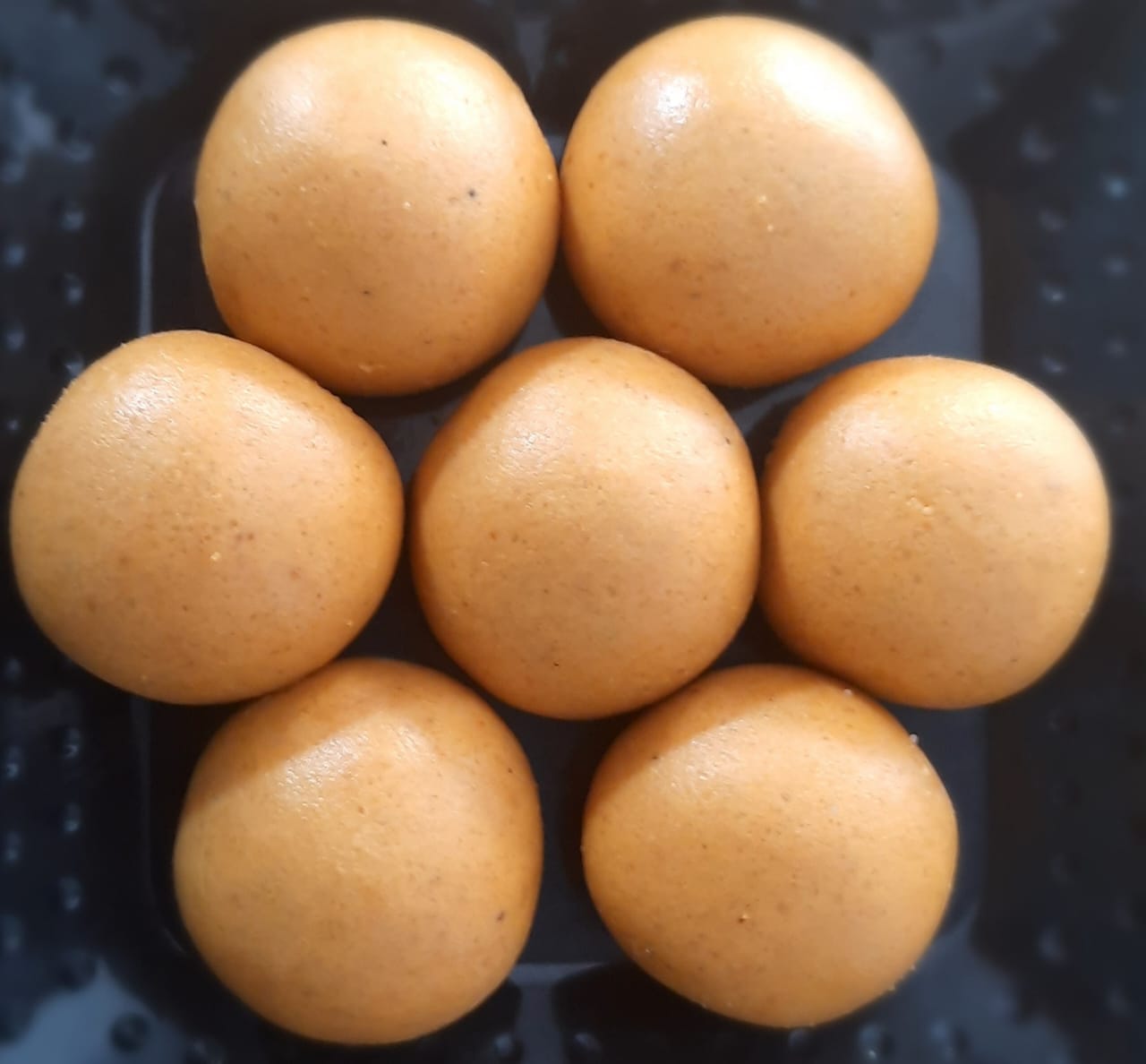 Besan laddu ( 400 grams)