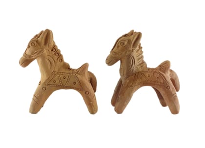 Pair of Clay Chetak Horse Figure Terracotta Indian Traditional Ramdev Horse Idol – Handmade Clay Home Decorative Figure – Horse Statue