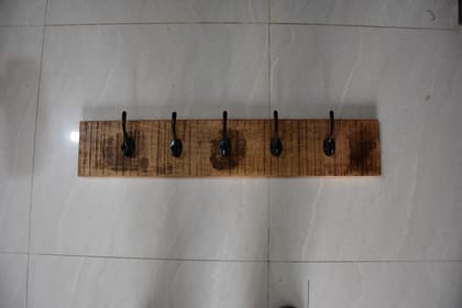 ANTIQUE WOODEN WALL HANGER