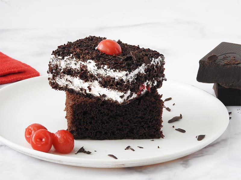 Black Forest Pastry - Mio Amore – Kolkata Gifts