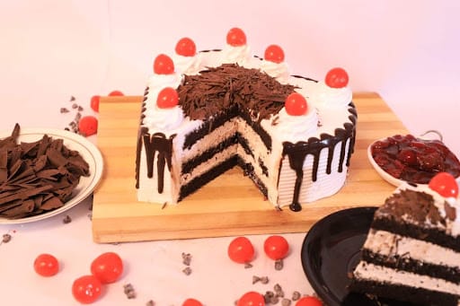 Wonderful One Cake – Eatzi Gourmet Bakery