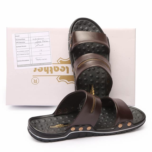 Walkaroo Gents GV Strap Sandals Tan For Men - Gambhoimart