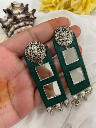 Sri Laadli Handmade Earrings