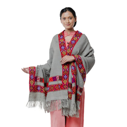 Handwoven Kinnauri Chollo Padma Full Border Pashmina Stole (1TTXWOMHP87589)