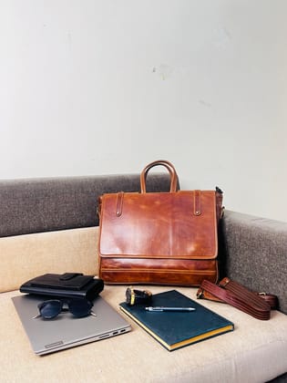 Genuine/pure leather laptop bag