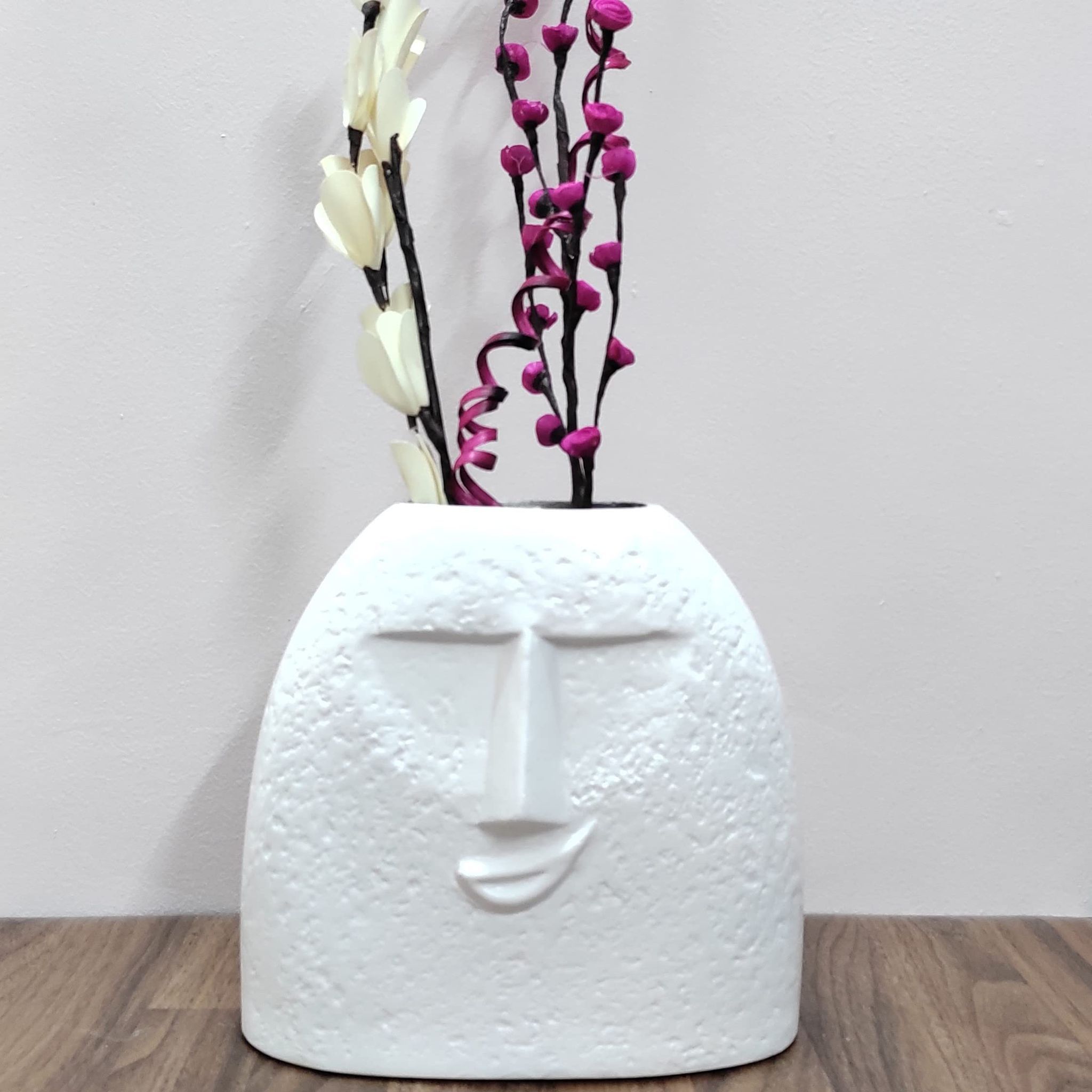 DZIGN Smiling Face Vase 8 Inches, Vase for Living Room & Home Decor, White Vase