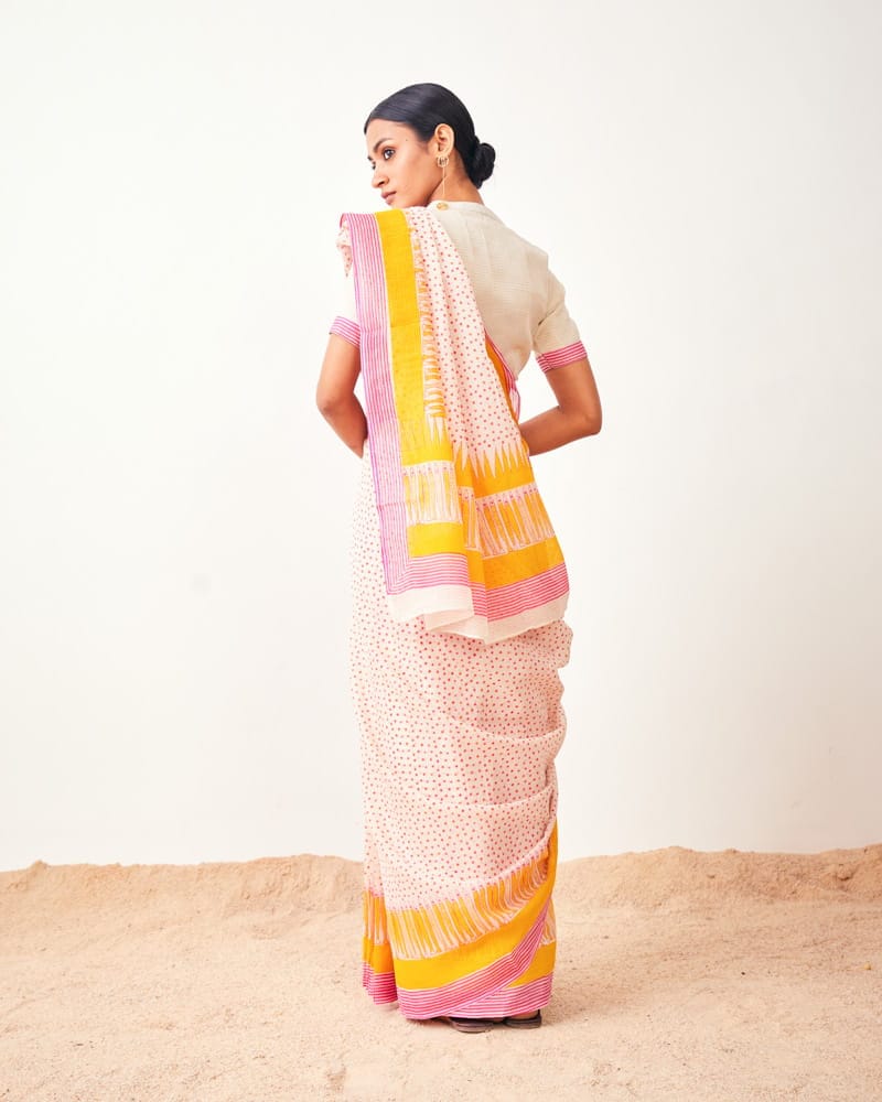 Makkhi Check Rani Yellow Printed Saree