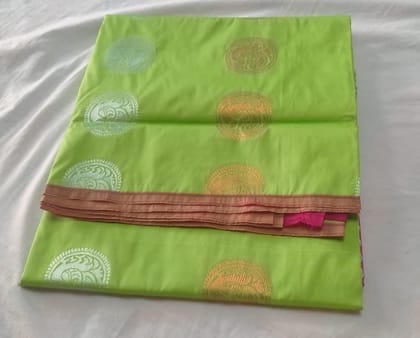 Self Design  Pure Cotton silk Soft  (Green)