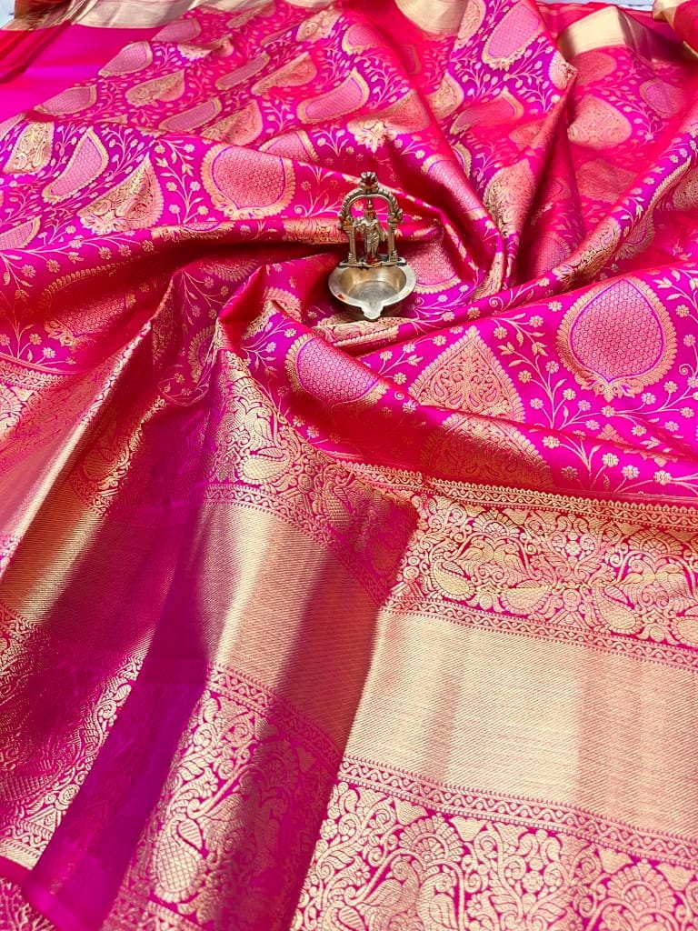 Pink Color Long Border Pure Kanjivaram Handloom Silk Saree Has Full Zari Woven Grand Thilagam Design